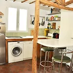 Hostnfly Apartments - Charming Apartment Not Far From Montmartre